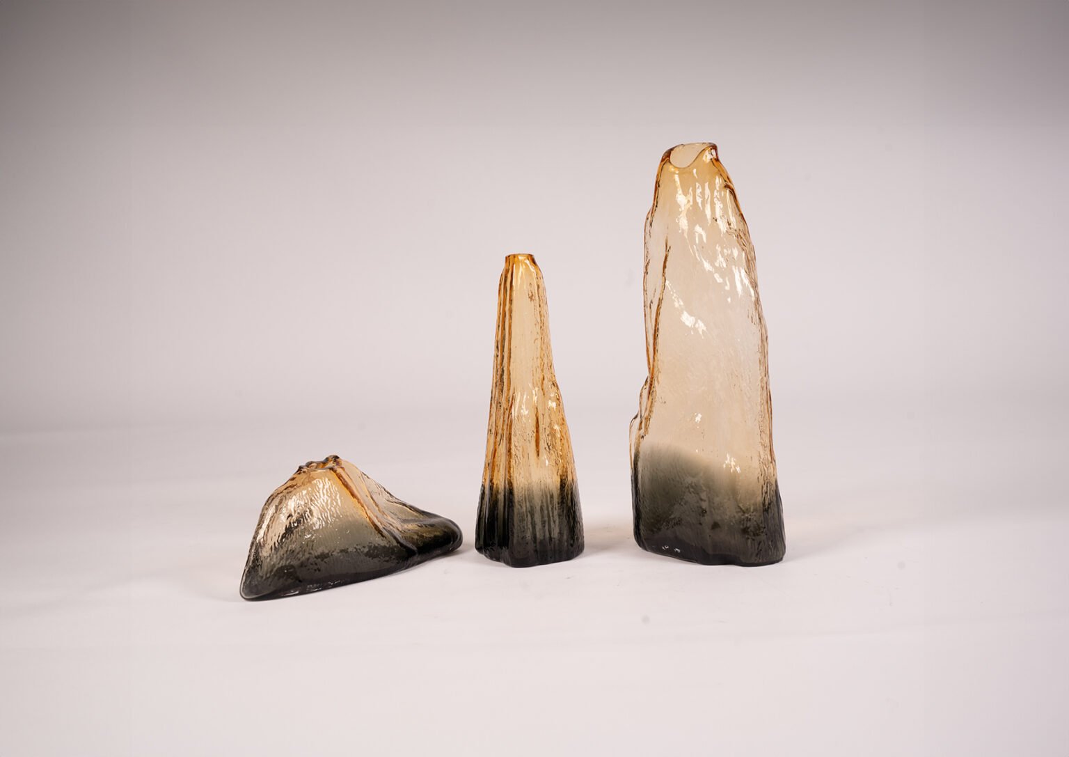 ensemble de vases en verre soufflé